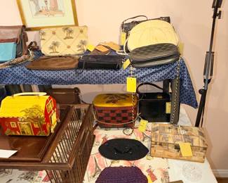Items Located In the 1st Bedroom