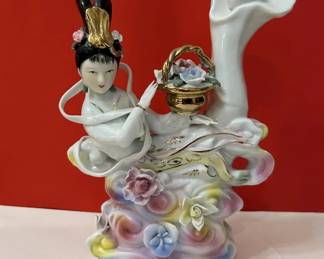Vintage Porcelain Figure Geisha / Goddess Figure