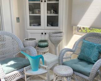 Large white wicker collection