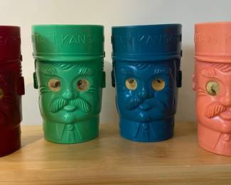 vintage 1950s/1960s Captain Kangaroo plastic drinking cups feature unique "flicker" or "googly" eyes that move independently