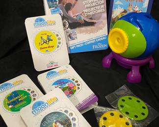 Learning Resources Primary Science Shining Stars Projector, a educational STEM toy designed for children aged 3 and older