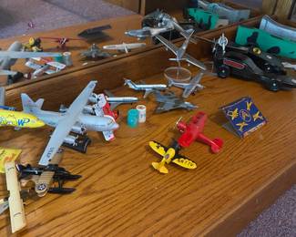 Many plane model & soapbox derby cars
