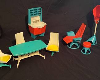 vintage 1963 Penny Brite Doll Beauty Parlor set manufactured by Topper Toys