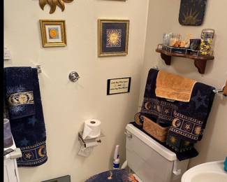 Moon/stars bath decor