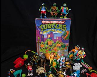 vintage 1988 Teenage Mutant Ninja Turtles collector's case featuring various action figures from the original line
