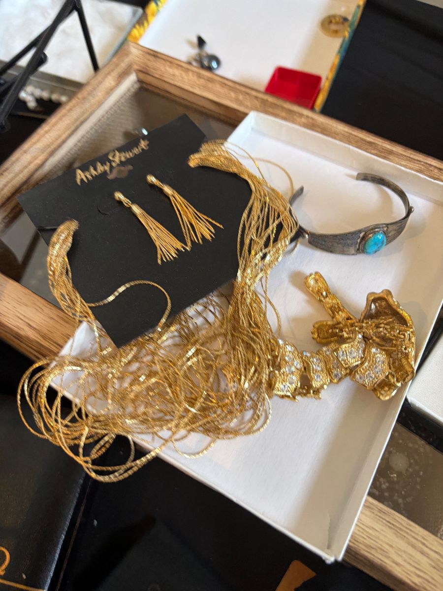 Jewerly