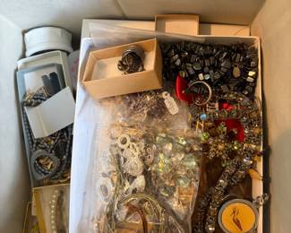 More jewerly