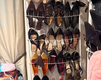 Ladies shoes