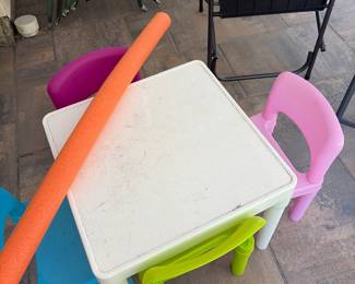 Child’s play table and chairs 