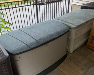 Rubbermaid cushion storage chest
