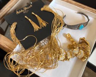Jewerly
