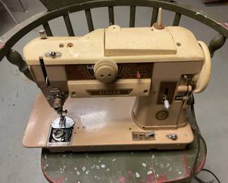 Singer - Model 401A
