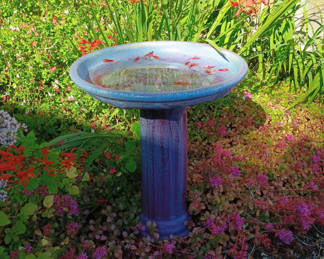 Lot 2: Bird bath