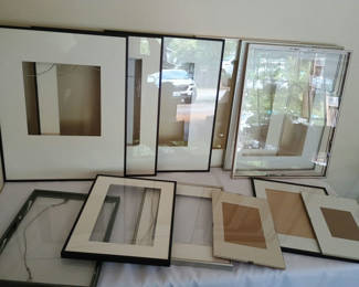 Lot 19: Blank Frames