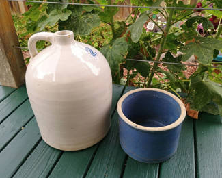 Lot 98: White ceramic jug and blue ceramic crock