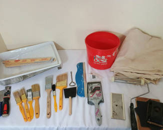 Lot 65: Painting supplies