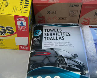 Lot 39: Boxed Towels and Cleaning Cloths