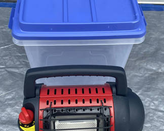 Lot 17: Portable propane heater with propane cylinder