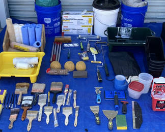 Lot 110: Paint supplies and painting tools set