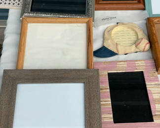 Lot 43: Frame Lot