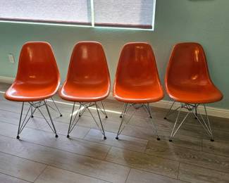 Eames for Herman Miller set of 4 molded fiberglass & chrome chairs, fantastic, authentic condition.