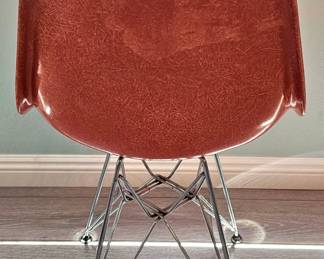 Eames for Herman Miller set of 4 molded fiberglass & chrome chairs, fantastic, authentic condition.
