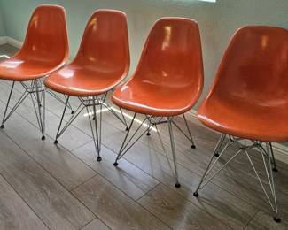 Eames for Herman Miller set of 4 molded fiberglass & chrome chairs, fantastic, authentic condition.