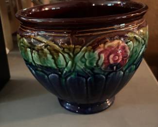 Pretty vintage pot