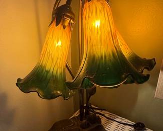 Meyda Lighting Pond Lily Table Lamp