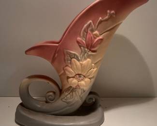 Hull Pottery Magnolia Cornucopia Vase