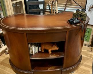 Vintage Sligh Mahogany Kidney-Shaped Desk with Open Shelving