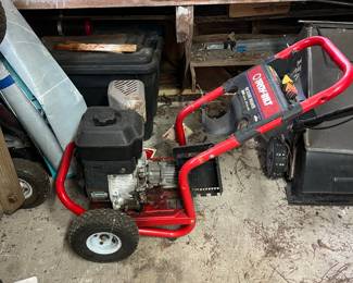 Troy-Bilt 3000 PSI 2.8 GPM Gas Pressure Washer