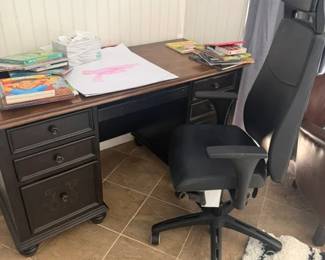 Desk & Chair