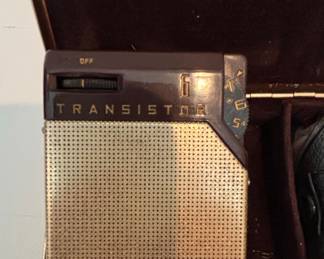 Vintage Toshiba 6TP-309 Transistor Radio with Original Box and Case