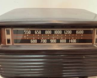 Vintage Philco Transitone Model 46-250 Bakelite Table Radio