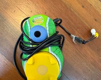 JAKKS Pacific SpongeBob SquarePants Plug & Play TV Game Controller - Pineapple House