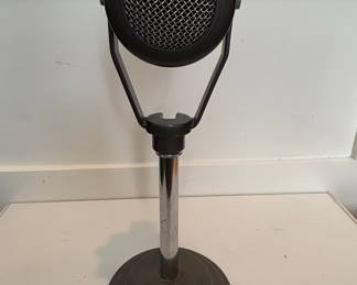 Vintage Turner Dynamic Model 22 Microphone
