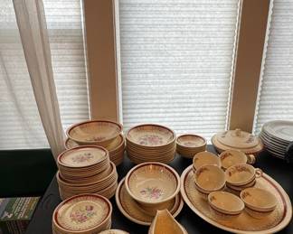 Johnson Brothers Windsor Ware Dinnerware Set