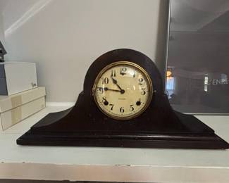 Vintage William L. Gilbert Clock Co. Tambour Mantel Clock