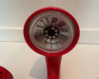 Panasonic R-72 "Toot-a-Loop" Transistor Radio