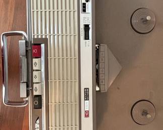 Aiwa TP-719 Solid State Portable Reel-to-Reel Tape Recorder