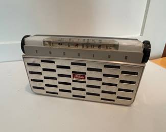 Toshiba 8TM-294B Transistor Radio