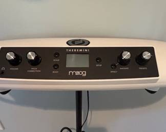 Moog Theremini