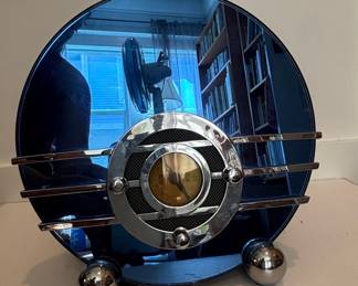 Crosley CR37 Bluebird Mirror Radio Reproduction