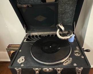 Vintage Portable Suitcase Phonograph