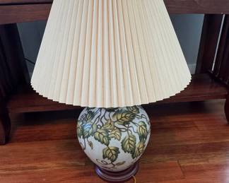 Vintage Wildwood "Embarrased Ivy" Ceramic Table Lamp