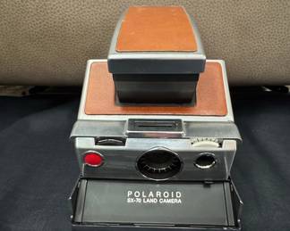 Polaroid SX-70 Land Camera (Model 1)