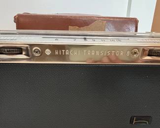 Hitachi Transistor 8 Model WH-822H Portable Radio