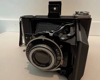 Zeiss Ikon Ikonta 521/2 Folding Camera