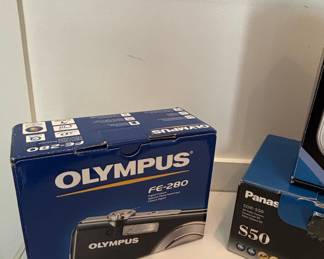 Vintage Electronics Bundle: Olympus FE-280, Panasonic SDR-S50, BlueAnt SuperTooth II